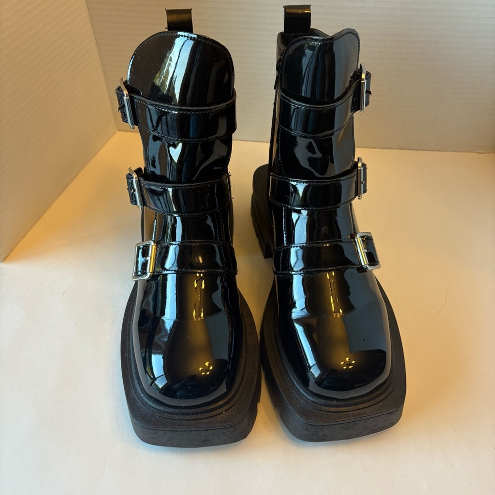 Rouge Helium Black Patent Leather Platform Combat Women's Boots, size 8 - Picture 6 of 10